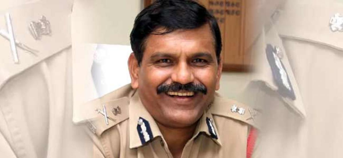 Telugu IPS officer Nageshwar Rao takes charge as interim CBI director