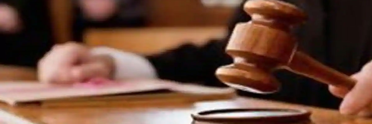 Prosecutor assaults judge outside courtroom in Maharashtras Nagpur