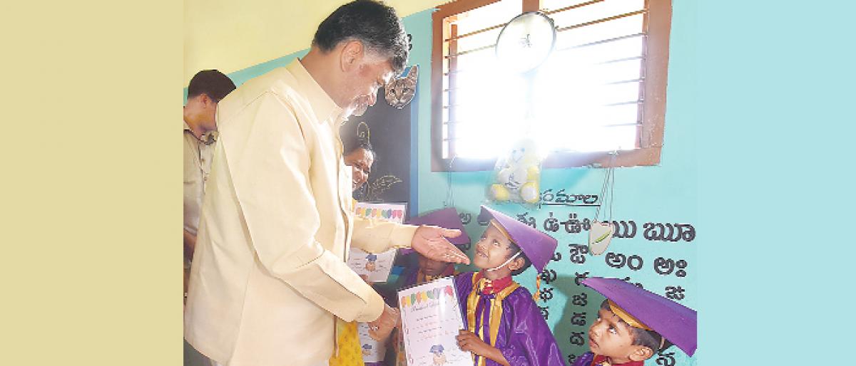 Know friends from foes, Chandrababu tells people