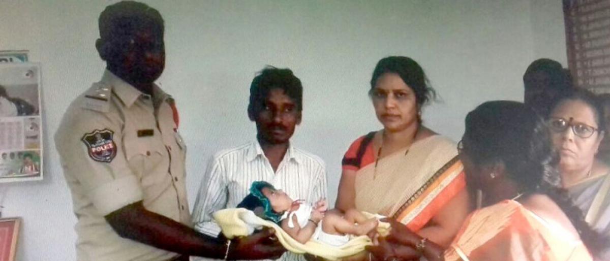 Tribal woman sells newborn girl in Nalgonda