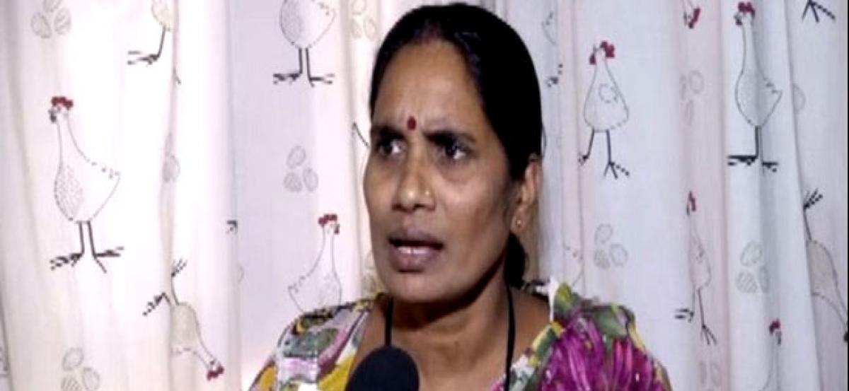 Government has no campaign for women safety: Nirbhayas mother