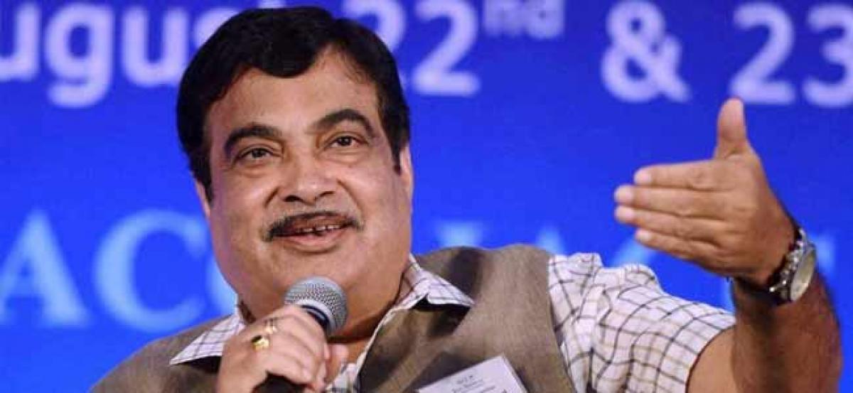 Gadkari welcomes AIMTCs decision to end strike