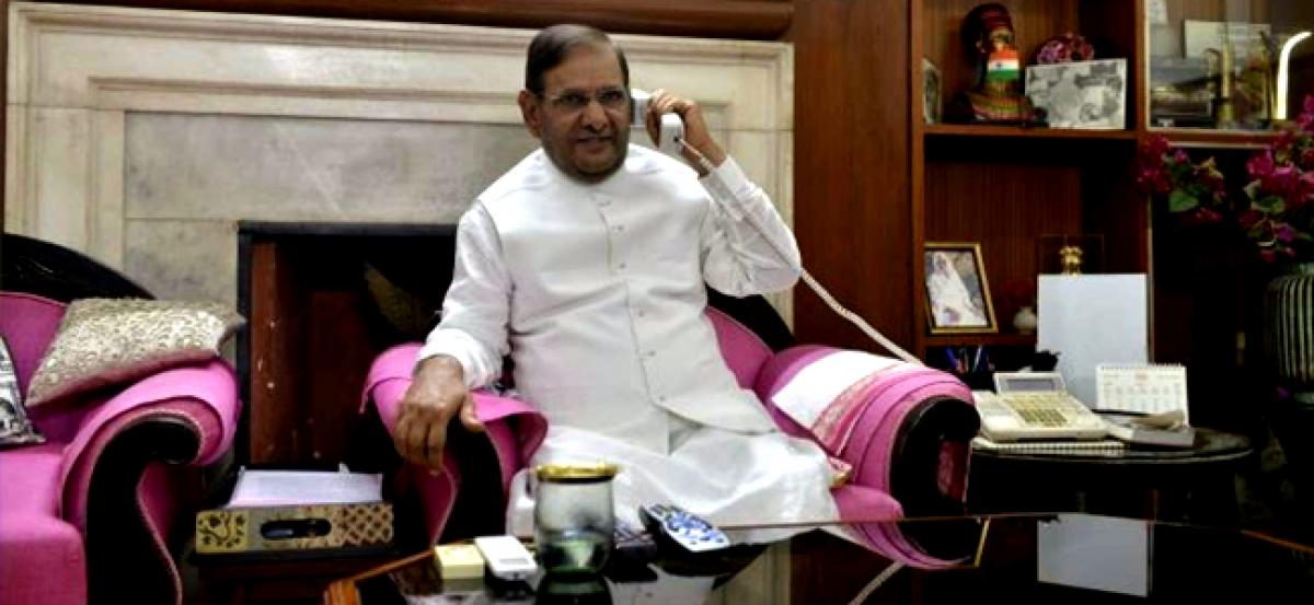 SC stops rebel- MP Sharad Yadavs salary and perks, allows him to keep official house for now