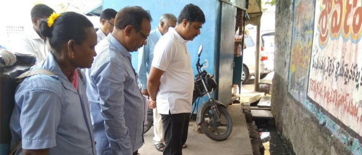 Commissioner J Nivas inspects anti-mosquito measures in Vijayawada