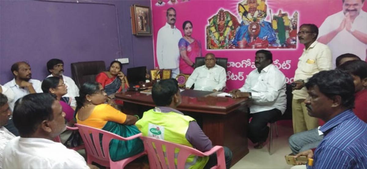 Officials told to set up public toilets in Ramgopalpet division