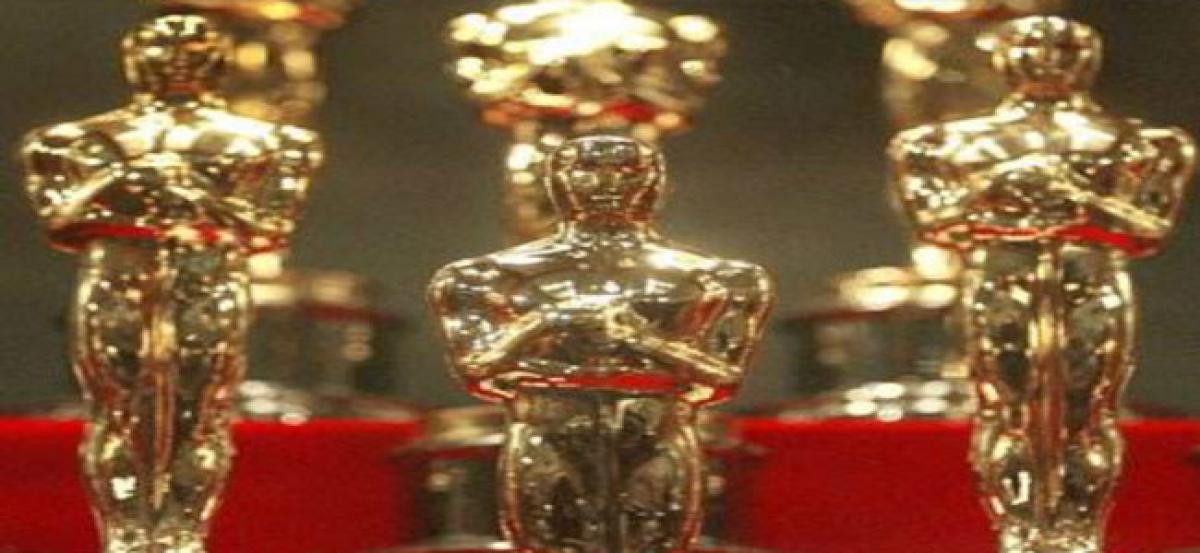 Whats inside the 2018 Oscars Gift Bag?