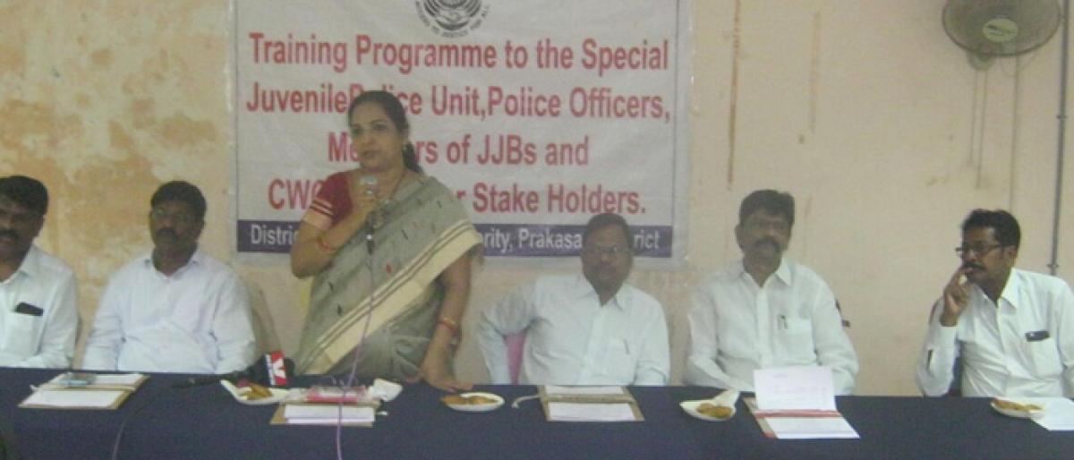 Be friendly with juveniles during probe, Ongole cops told