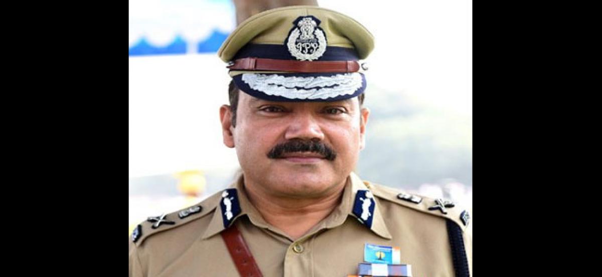 Two Hyderabad cops suspended for misbehaving with civilian