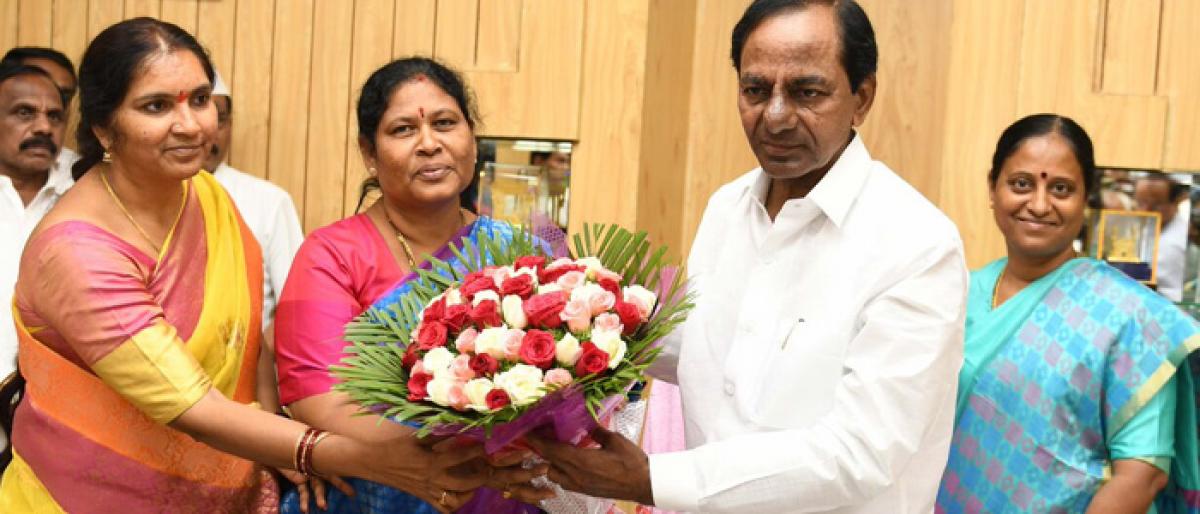 KCR elated over passage of Panchayat Raj Act Bill