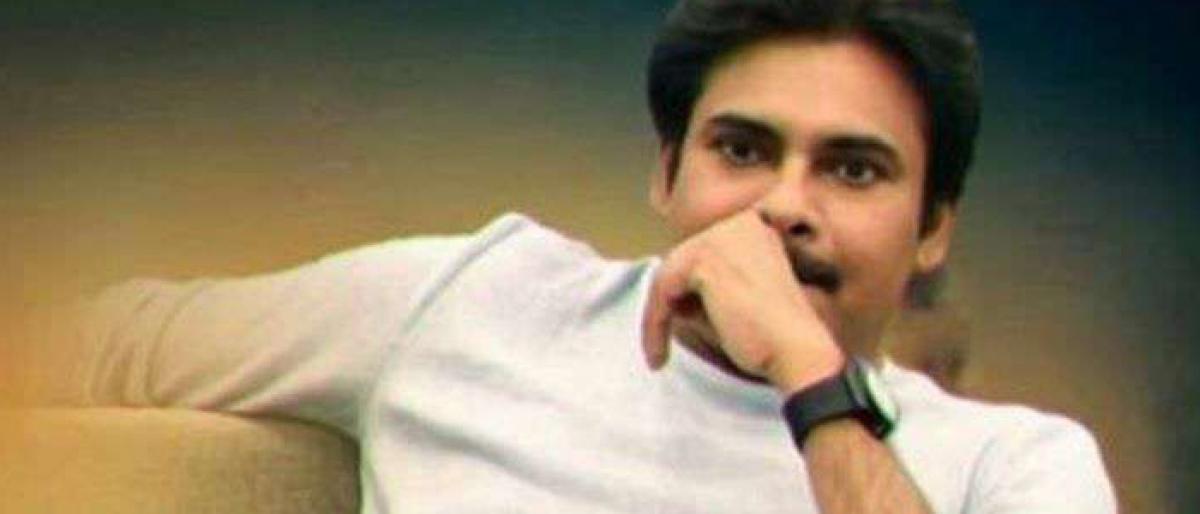 Pawan to take the side of youth