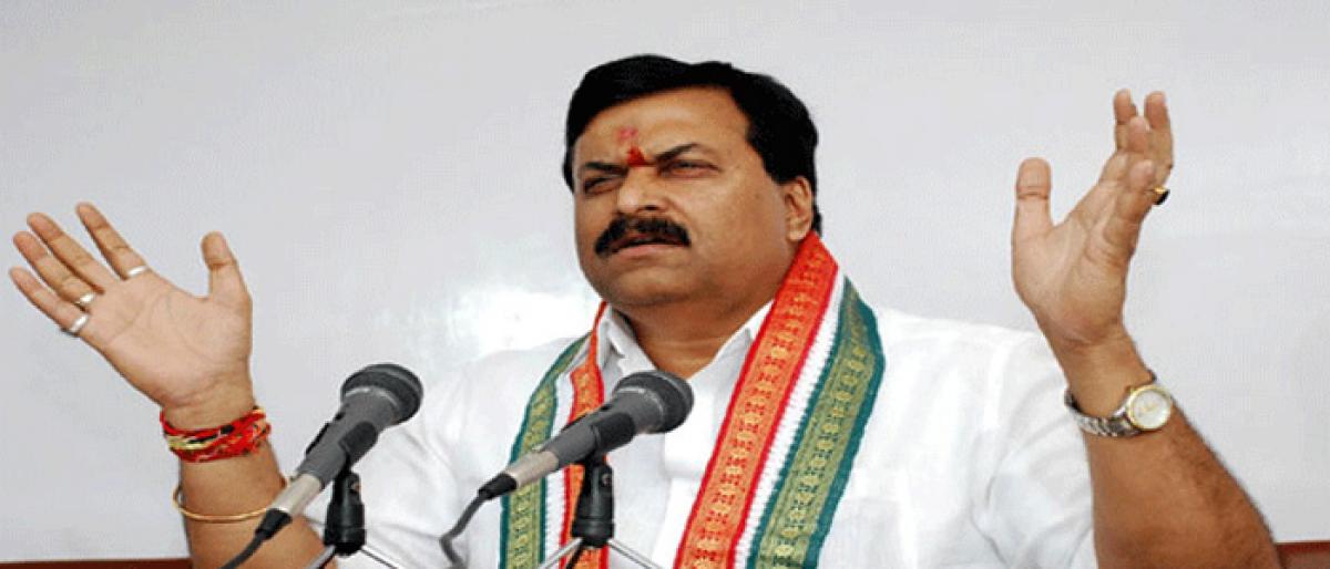 Congress leader demands action