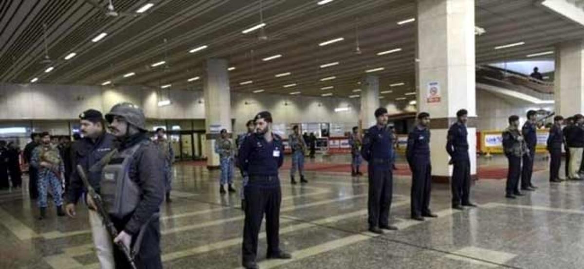 Pakistan bans VIP protocol at airports
