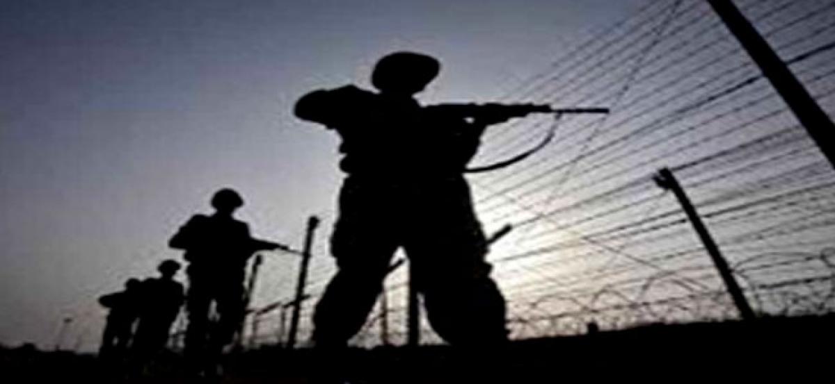 J-K: Pakistan violates ceasefire along LoC in Pooch Sector