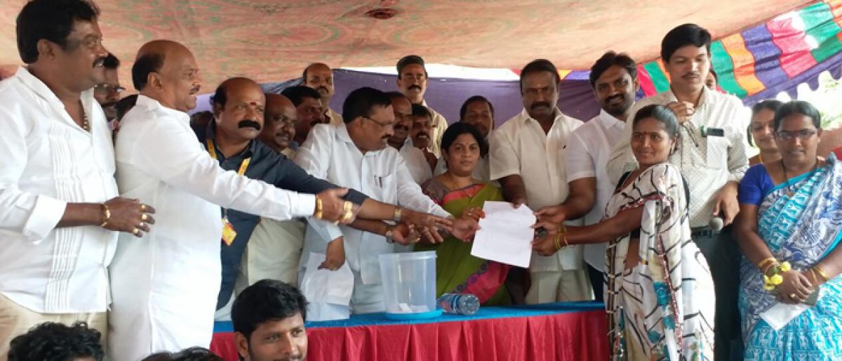 House site pattas distributed in Rajamahendravaram