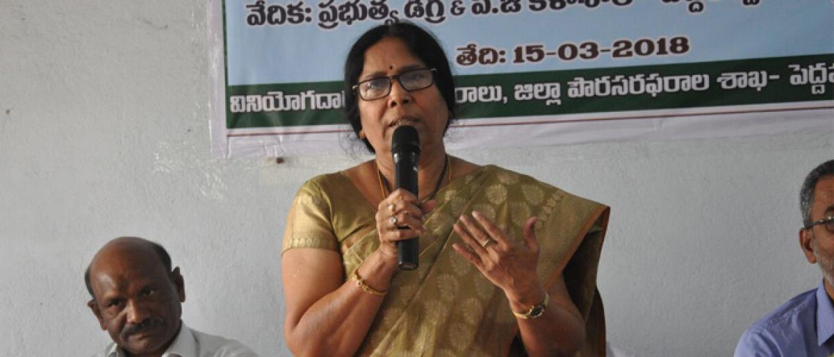 People must be aware of Consumer Rights: Peddapalli JC