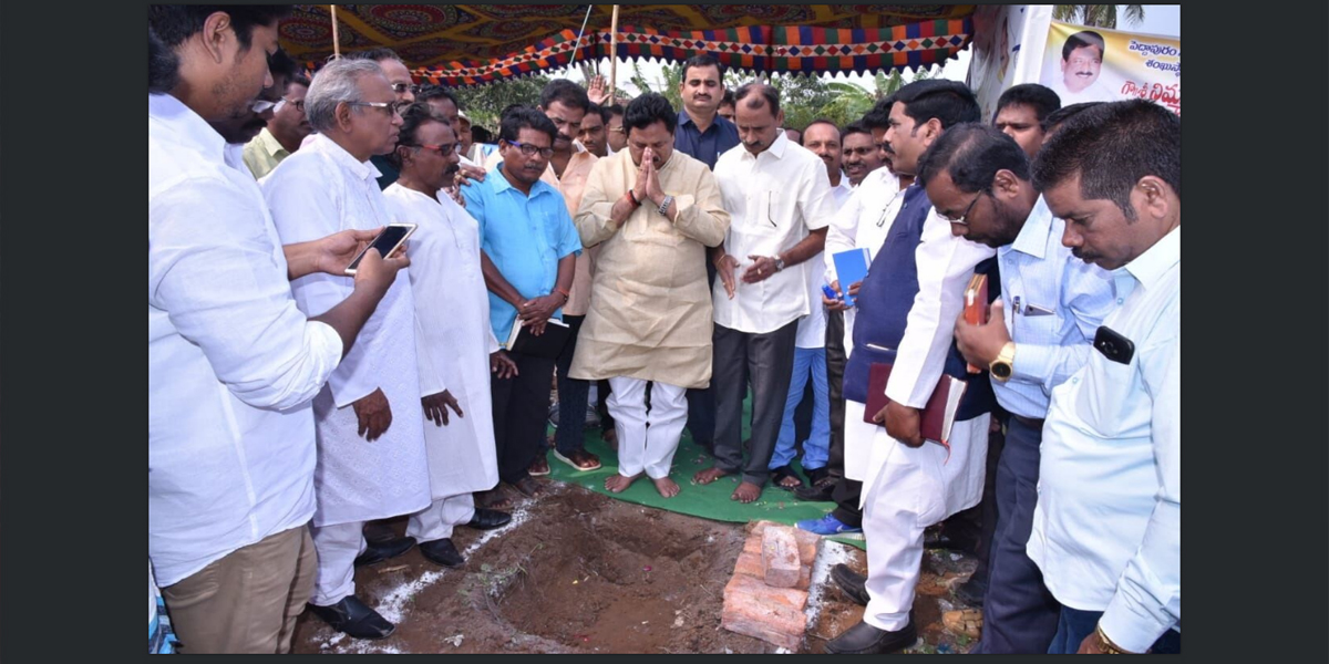 Dy CM Chinarajappa promises to develop Peddapuram