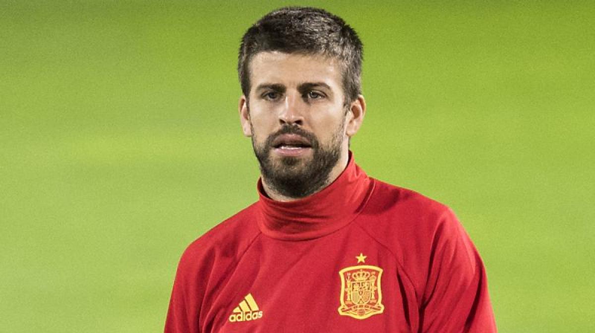 Gerard Pique to carry on for Spainish national team despite Catalonia backing