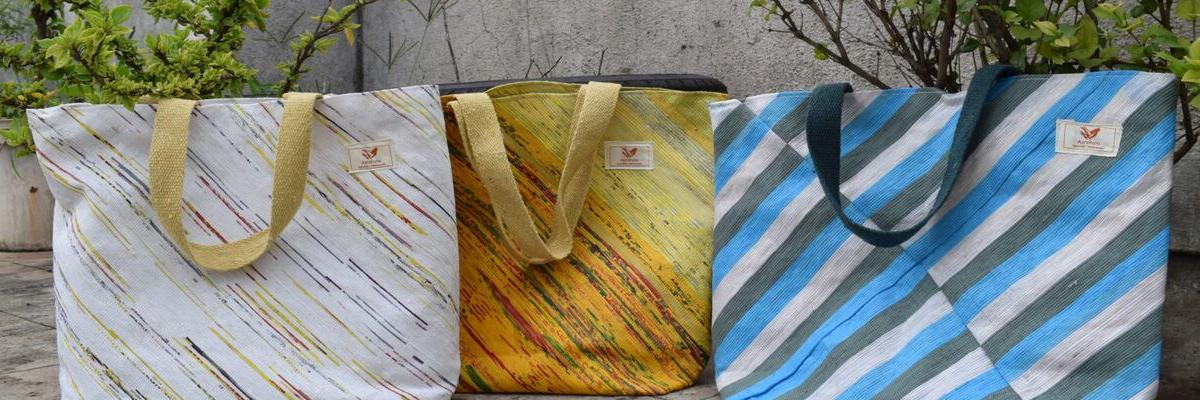 From plastic waste to stylish bags