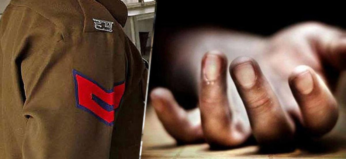 Police constable kills self