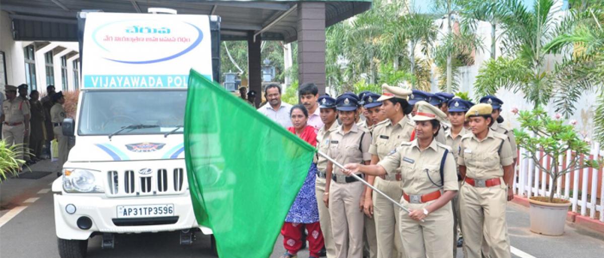 DCP B Rajakumari flags off Cheruva 2 to check crime in city