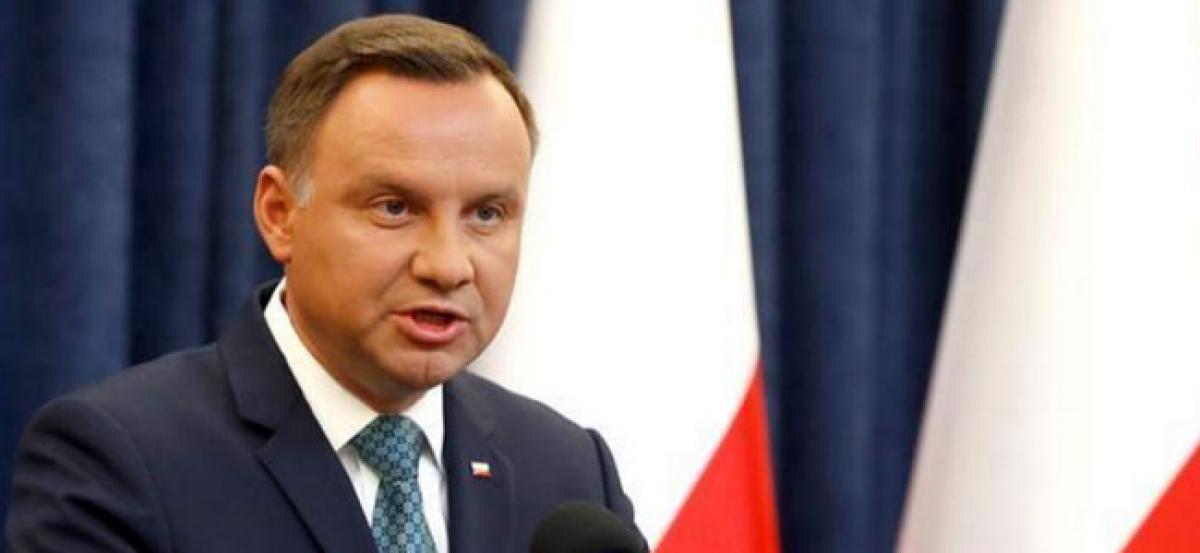 Polish president signs bill giving justice minister power to hire court heads