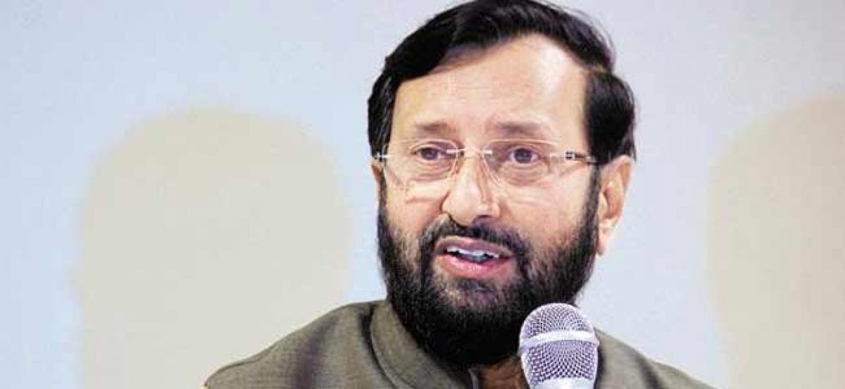 J&K urges Javadekar to ensure studies of Kashmiri students in AMU not disrupted