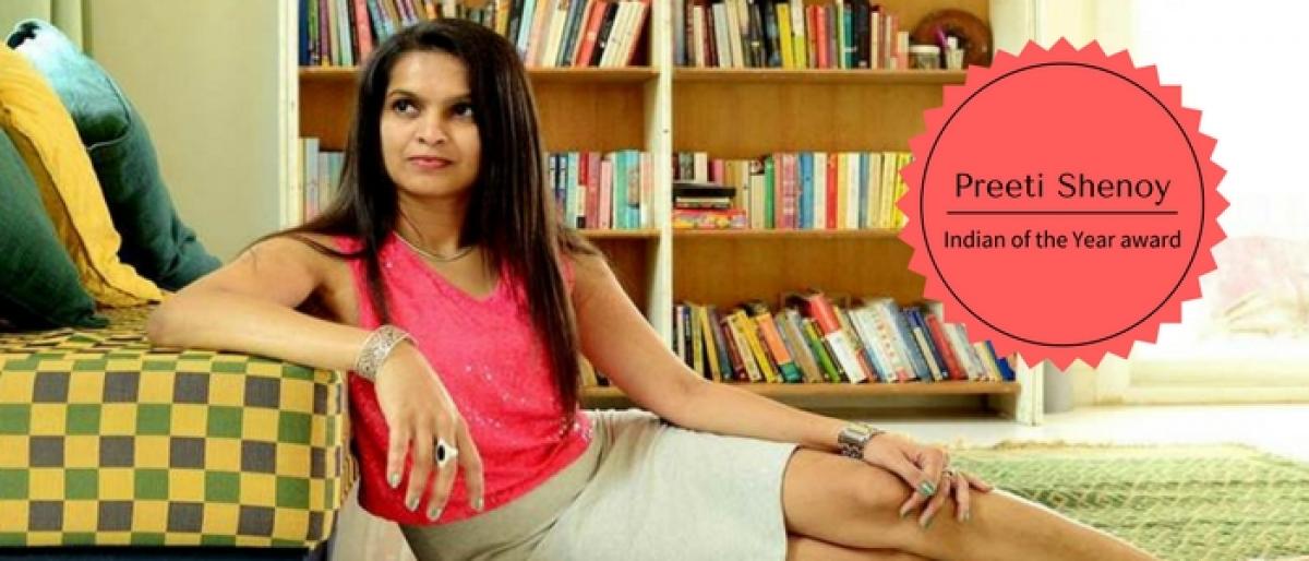 Writer Preeti Shenoy bags Indian of the Year award