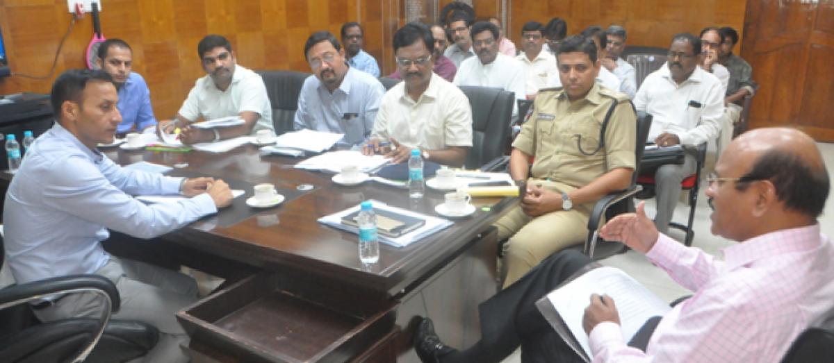 Meet to review road works in agency