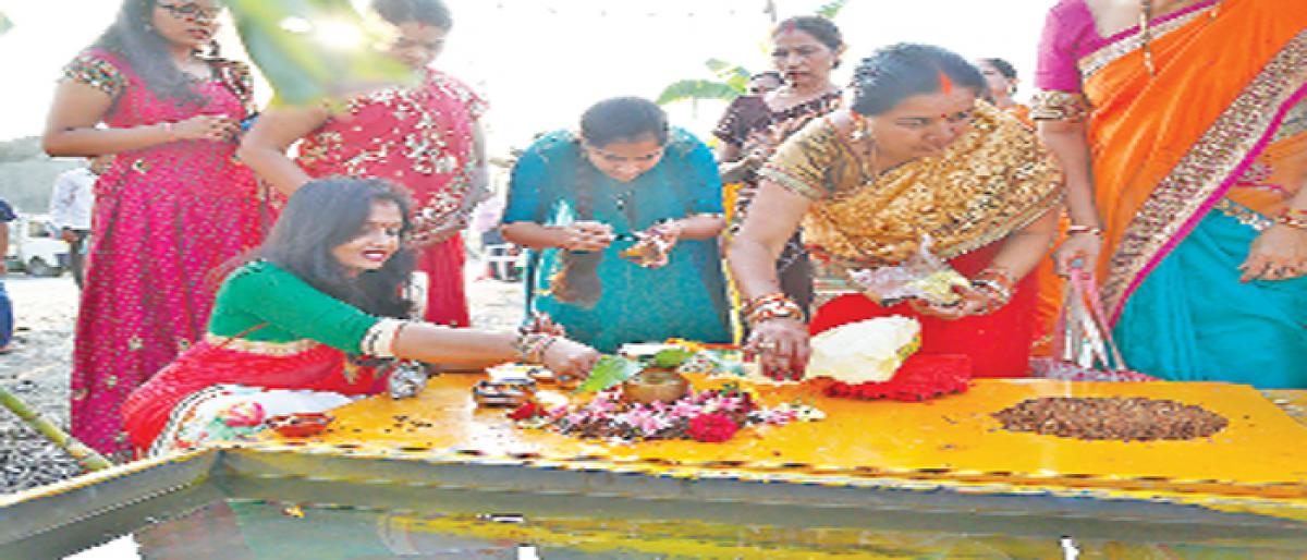 Chhath puja begins with piety, enthusiasm