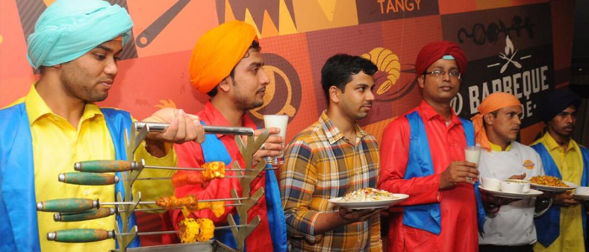 Good response to Punjabi food festival in Vijayawada