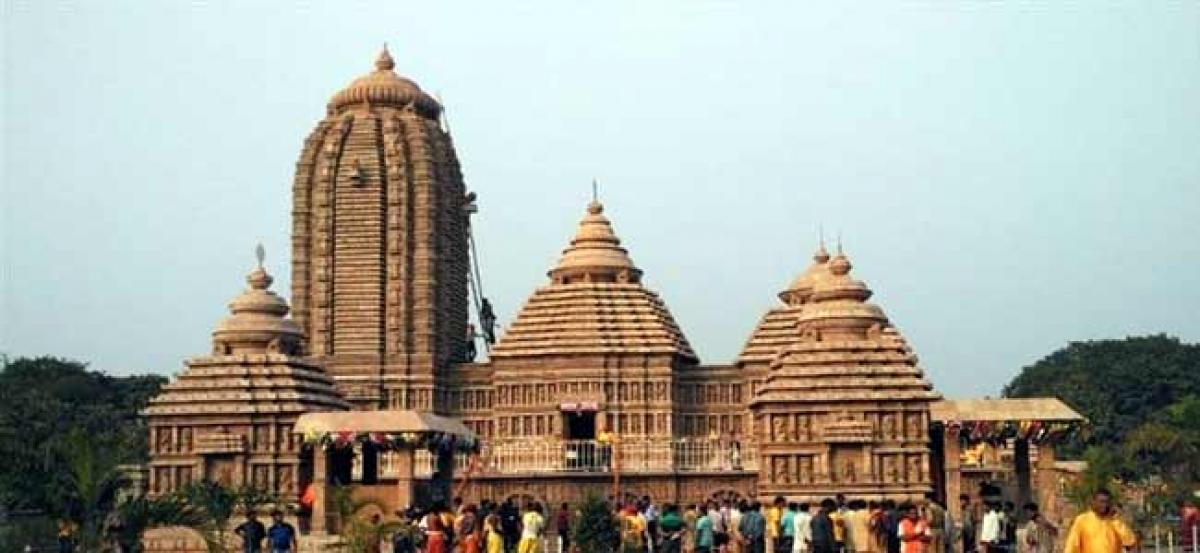 No policeman should enter Puri Jagannath temple with weapons, shoes: SC