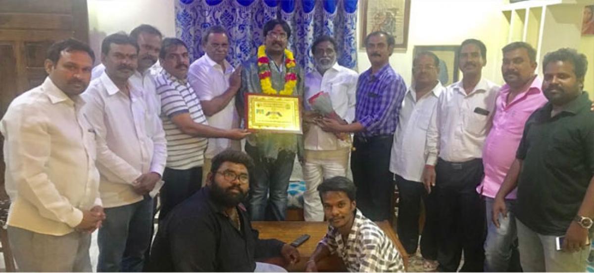 Dalit Ratna awardee felicitated