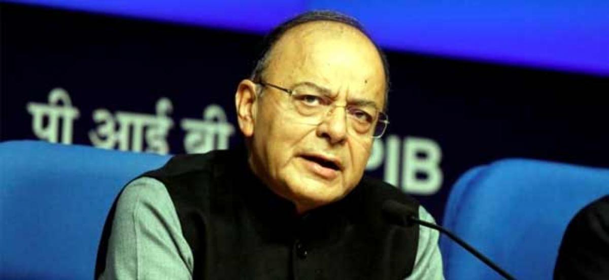 Finance Minister Arun Jaitley criticises RBI for lending excess