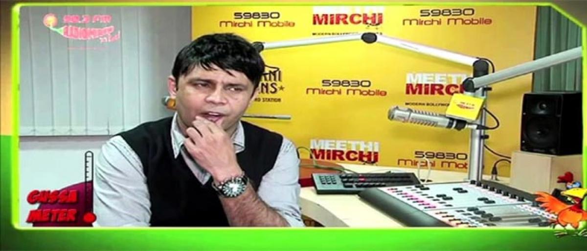 RJ Naved has fun with fans