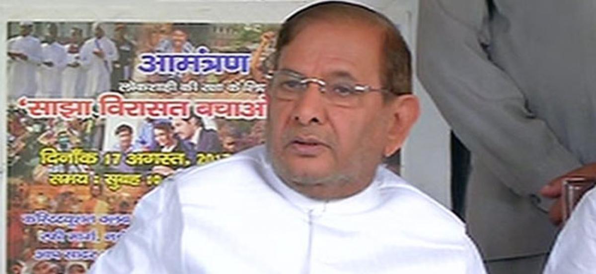 Lalu never wanted to be part of grand alliance, Nitish requested him: Sharad Yadav