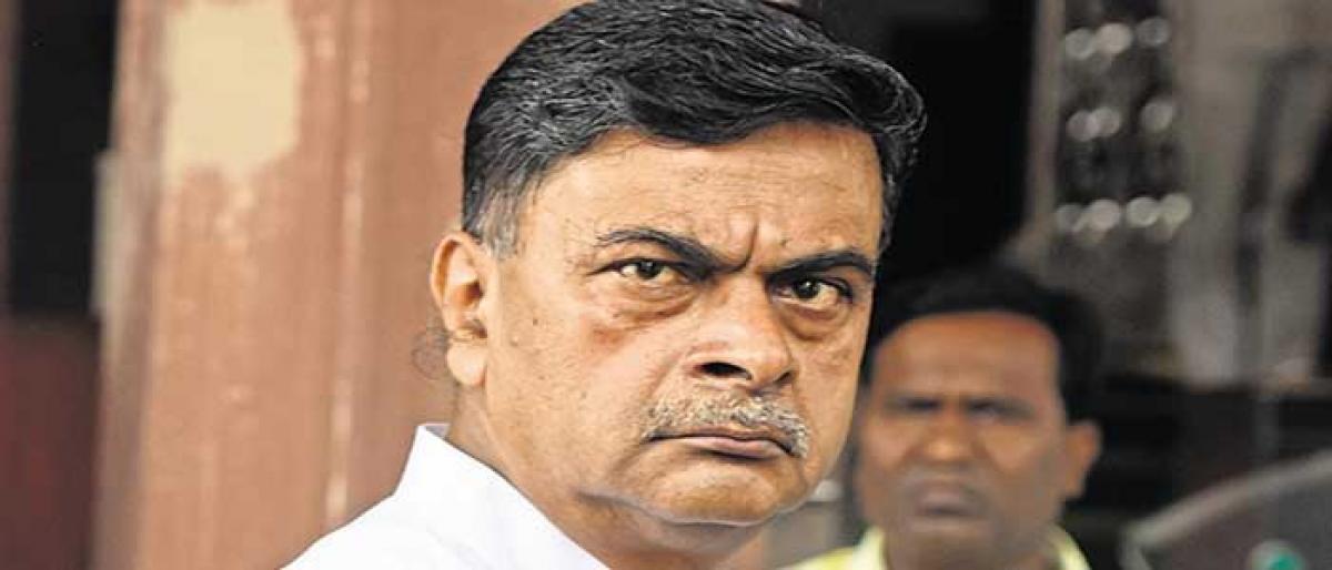 Telelangana Ministers call on R K Singh