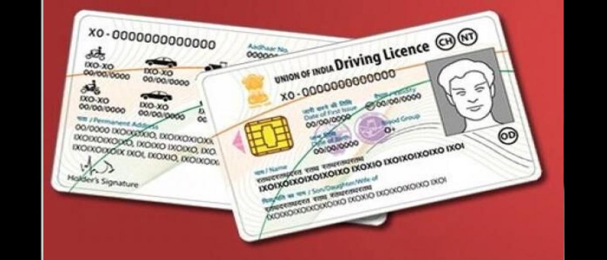 RTA offices in Telangana runs out of smart cards; issuance of DLs, RCs hit hard