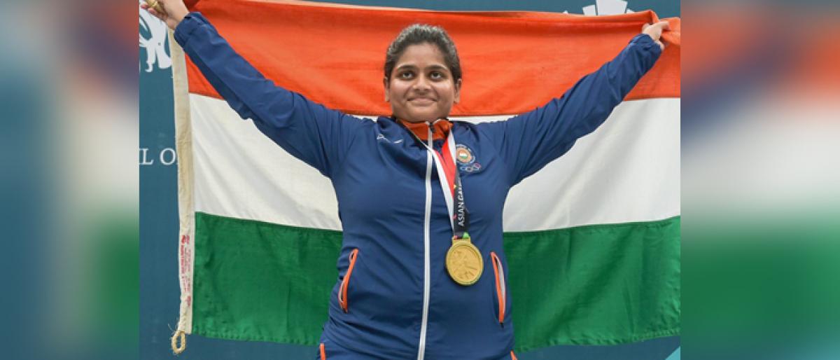 Rahi shoots historic gold