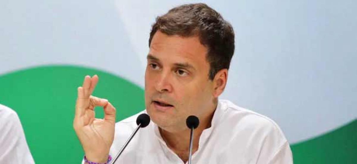 Rahul meets HAL employees, slams Centre for snatching their deal