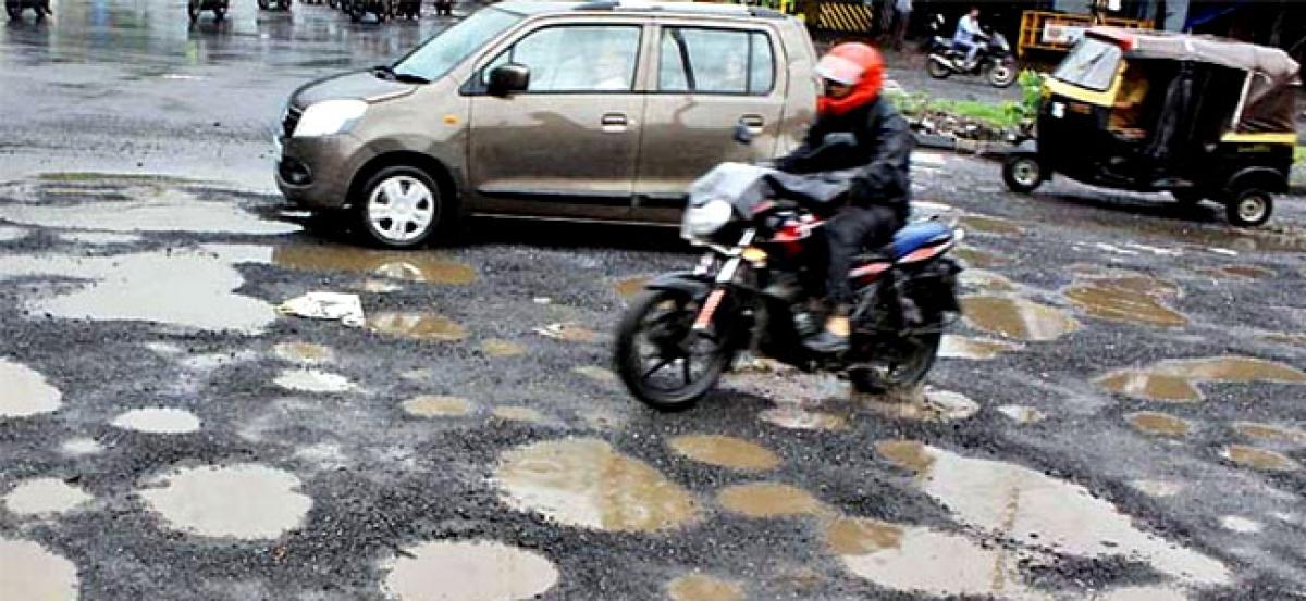 BMC tells Bombay HC: Over 1500 manholes would be covered in city