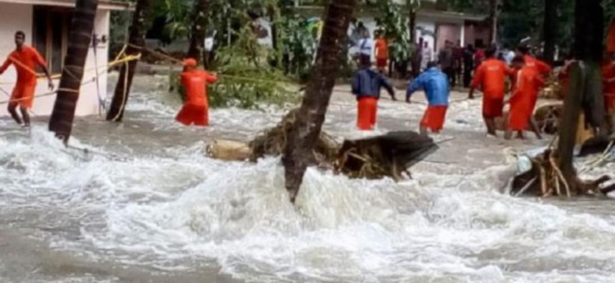 Kerala floods: 100 lives lost in a single day