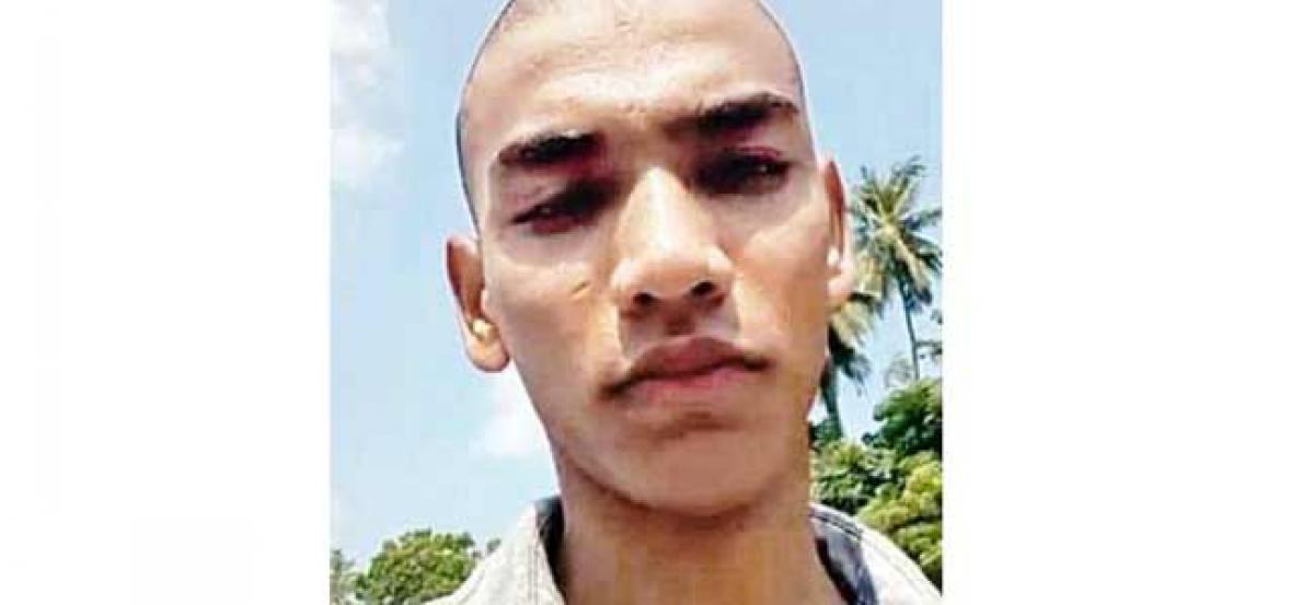 Upset over fathers alcohol addiction, boy kills self after taking selfie video in Rajahmundry