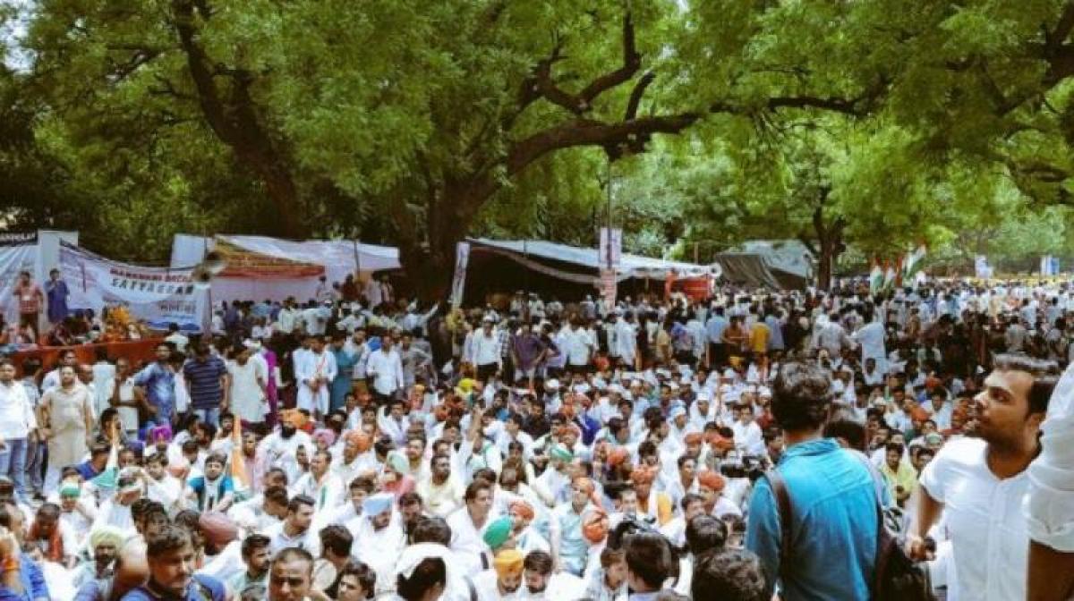 Journalist alleges molestation at Youth Cong protest at Delhis Jantar Mantar