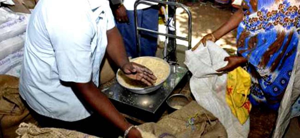 Black marketers caught selling PDS Rice to government