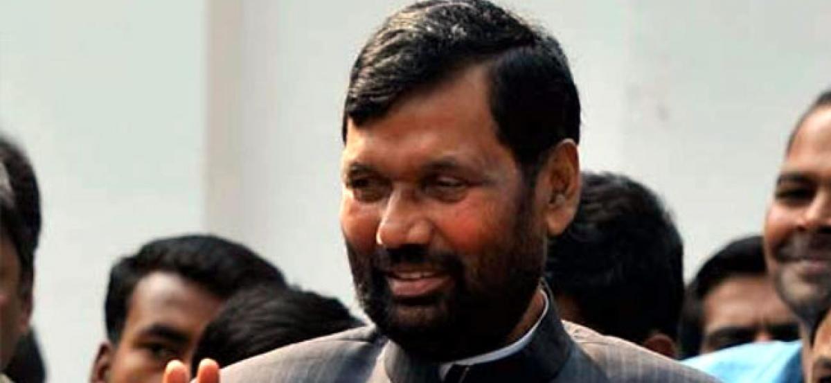 SC order for reservations in promotions also applicable for states, says Ram Vilas Paswan