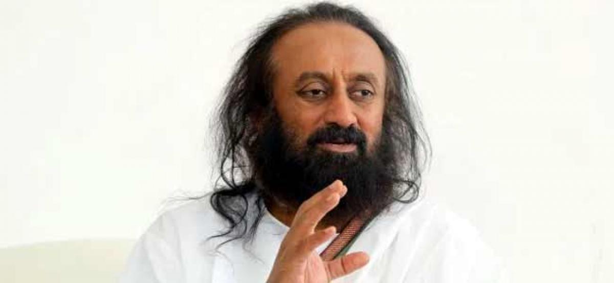 Hopeful of amicable solution in Ayodhya dispute: Sri Sri Ravi Shankar