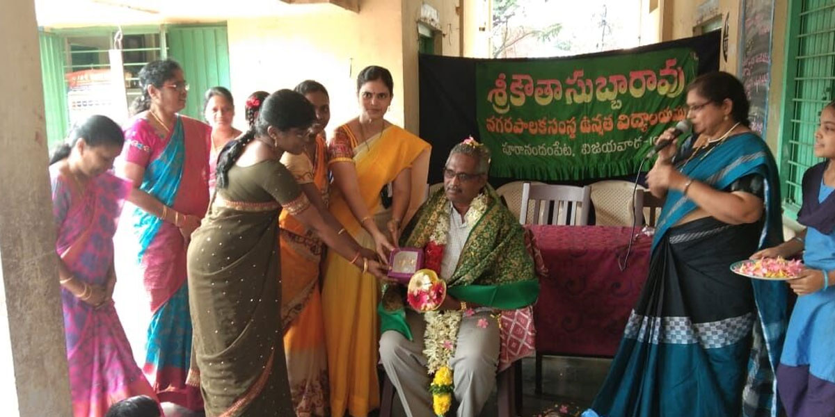 Retiring Deputy Educational Officer K Durga Prasad felicitated