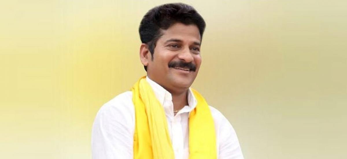 Revanth surprises all by attending T-TDP meeting