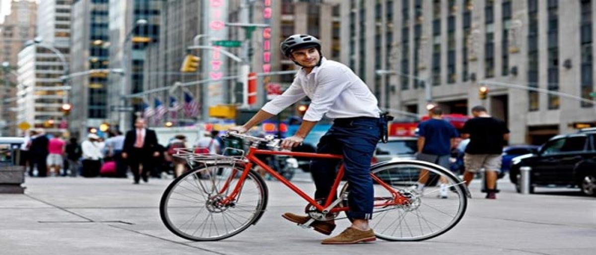 Riding a bike to work as good as gym workout: Study