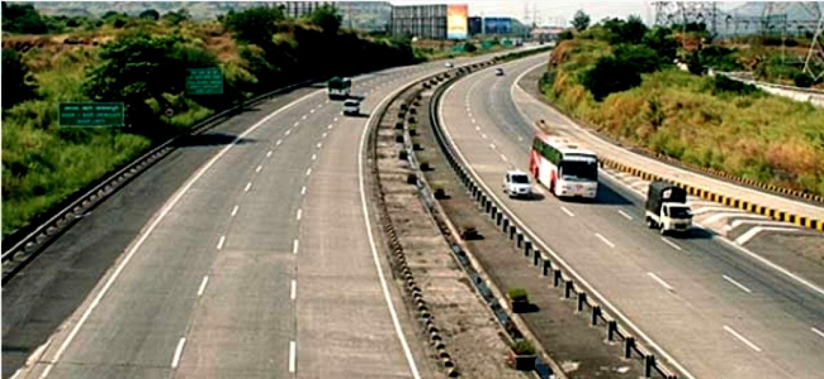 India gives 33 crore to Nepali government for construction of Postal Highway